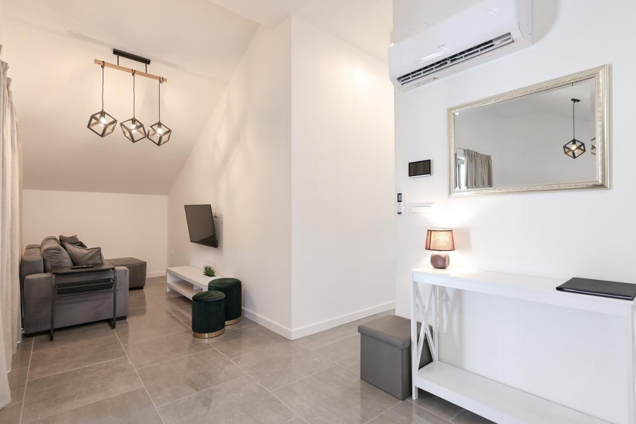 Marilla Apartments ザダル エクステリア 写真